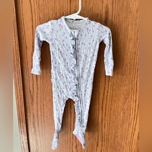 Posh Peanut Girls Footed Pjs Size 3-6 month Ruffle Butt Light Blue